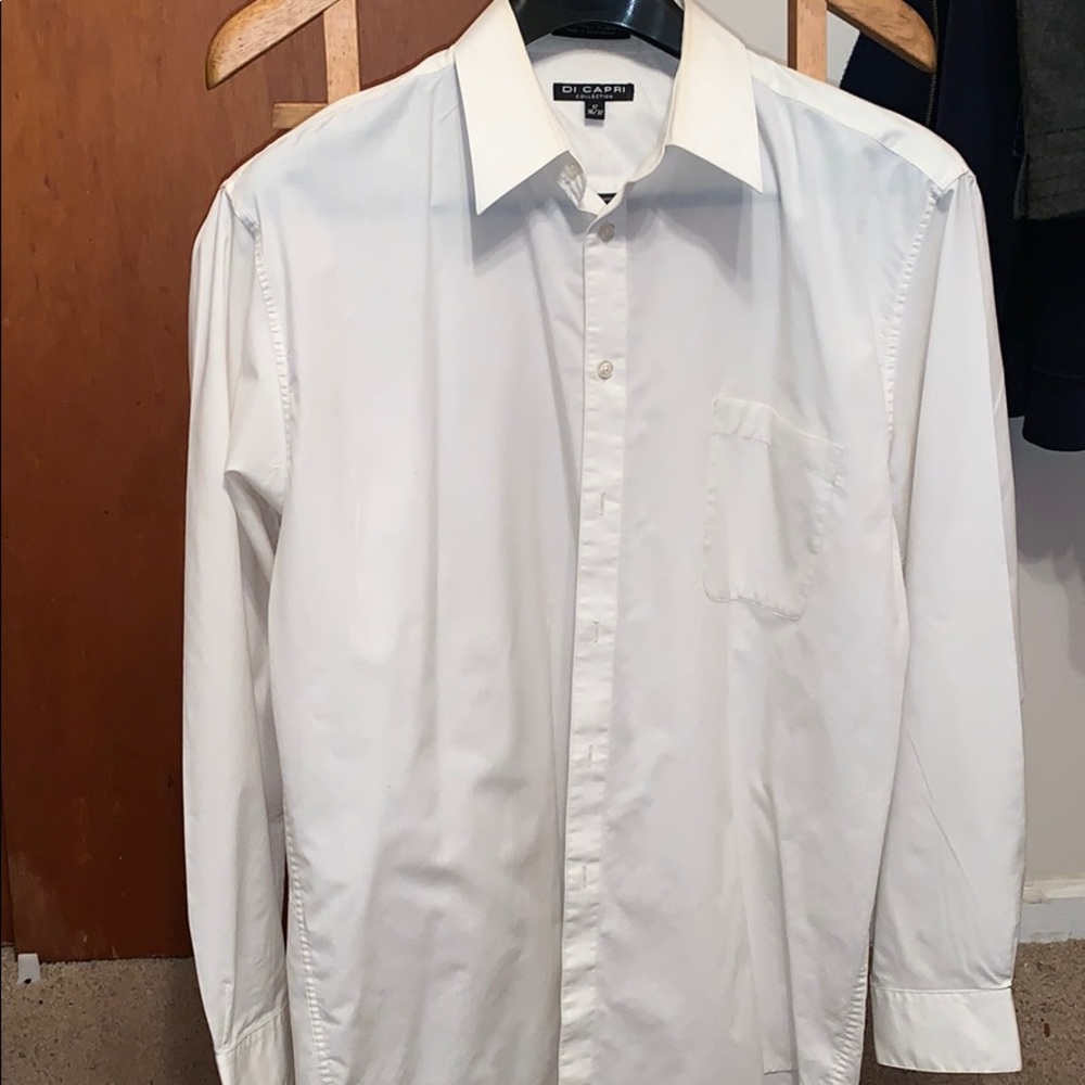 Men’s long sleeves dress shirt.